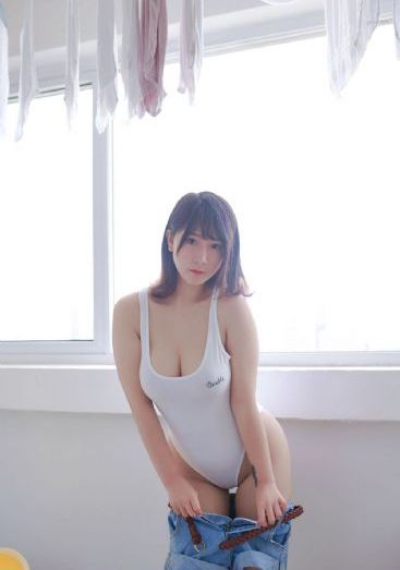 日本精品专区一二三区_国产剧HD在线观看