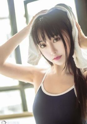 老汉狠狠挺进小雪的身体视频_正片免费观看