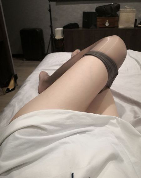 精品日韩女仆在线观看_720免费播放