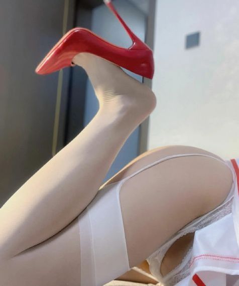免费看裸体美女视频软件_1080P全集免费播放