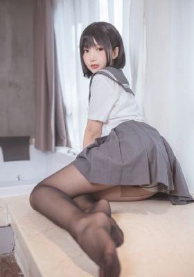 一区二区三区好的精华液杨超越_720在线观看视频
