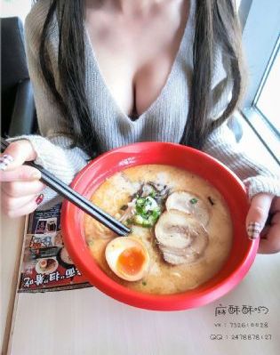 亚洲制服丝袜另类经典_DVD免费观看最新
